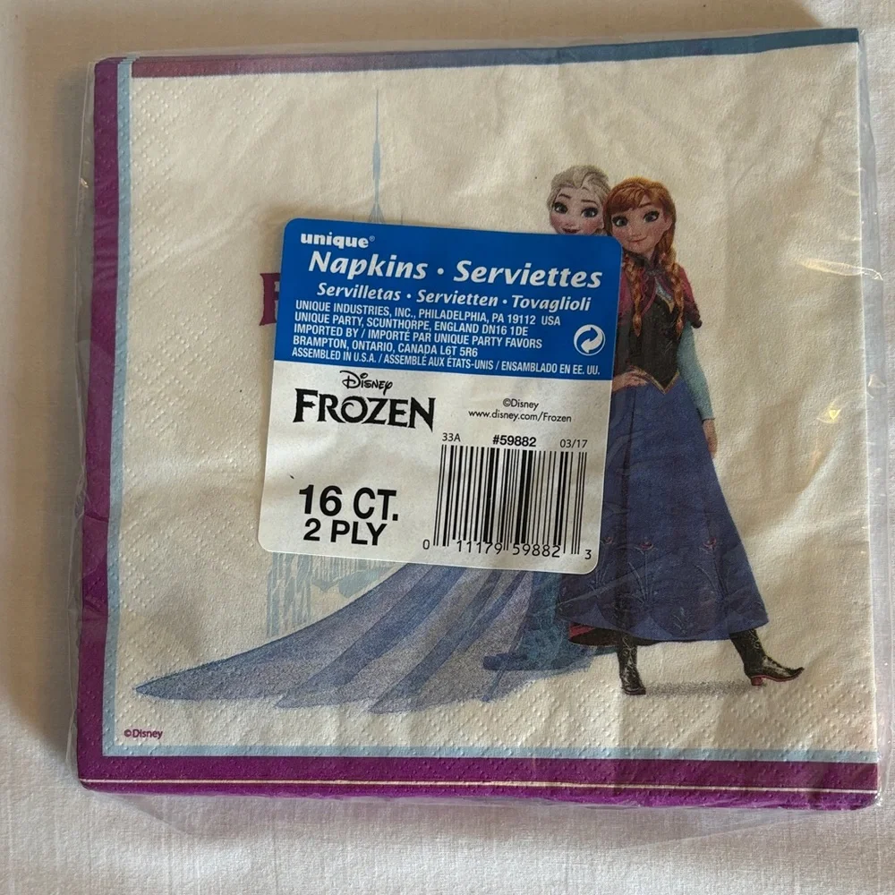 Disney Frozen Tableware Set Napkins/Tablecloths -  Lot of 3